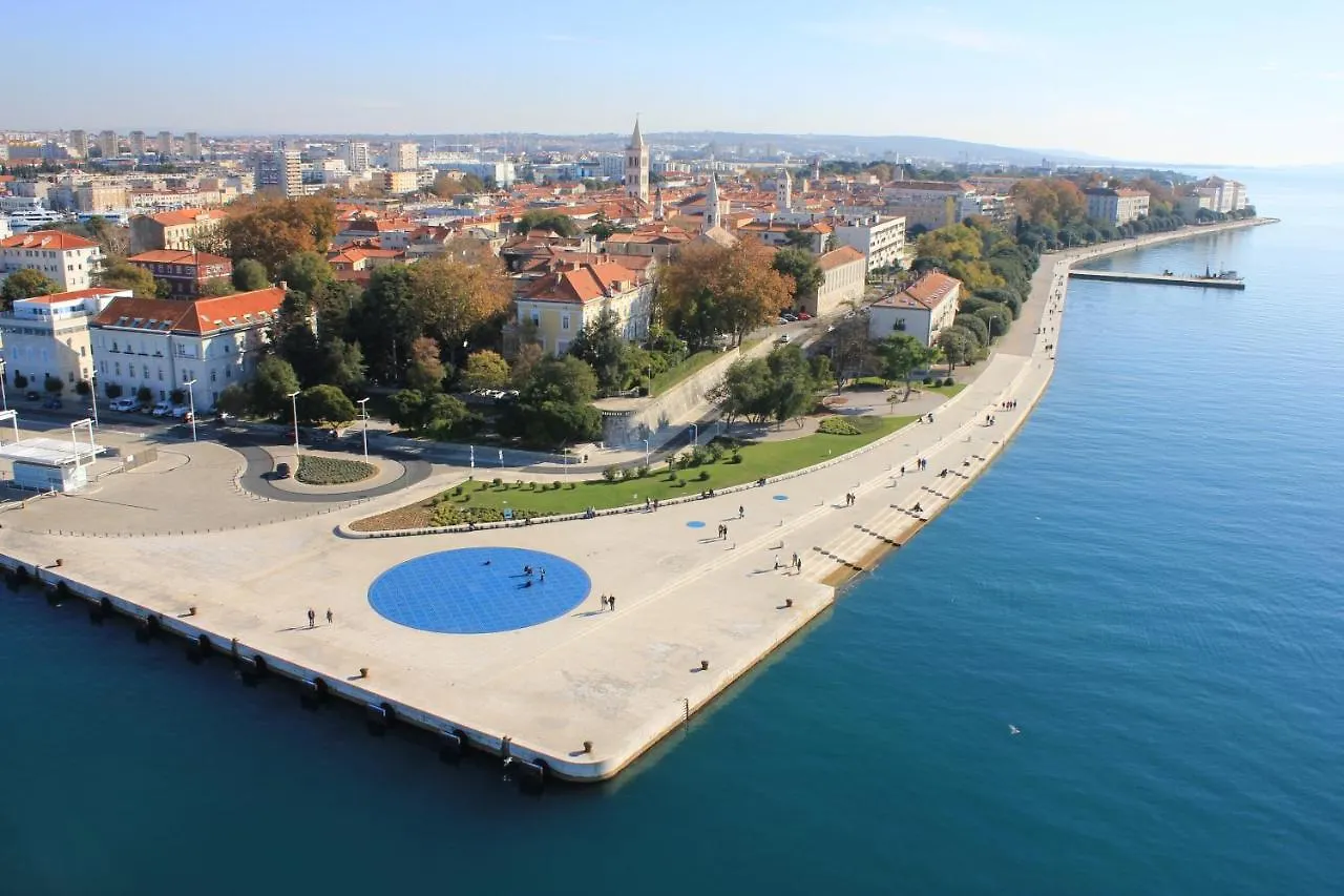 Studio Apartment Ivano-Free Parking - Self Check In زادار