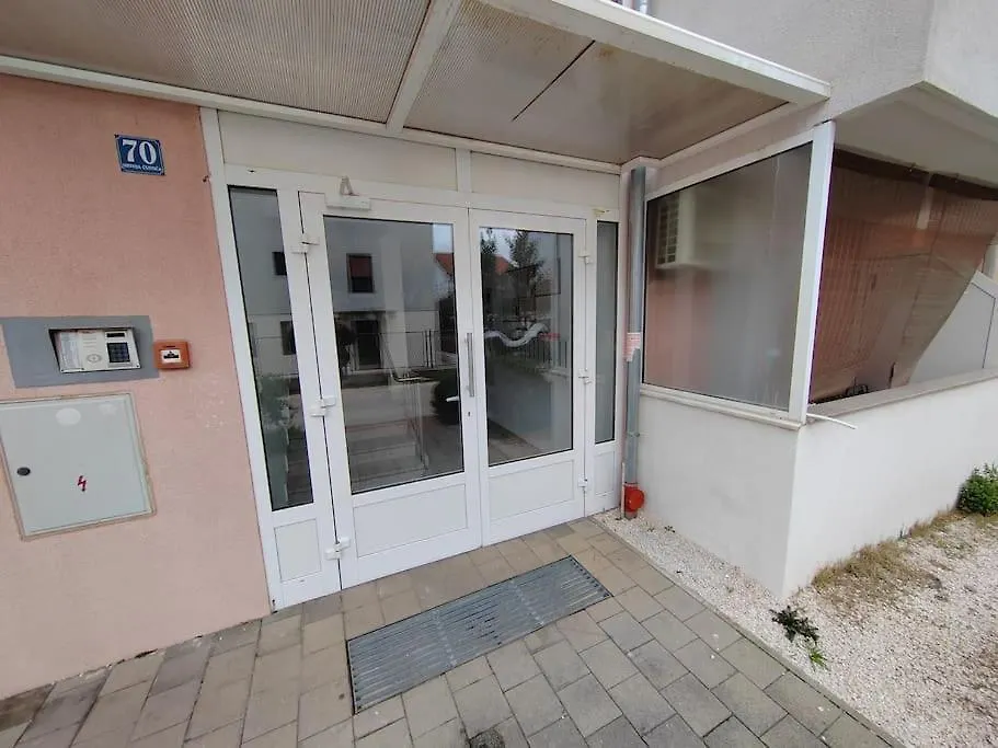 Studio Apartment Ivano-Free Parking - Self Check In زادار كرواتيا